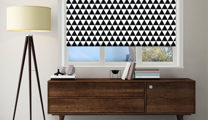 Triangular roller blinds